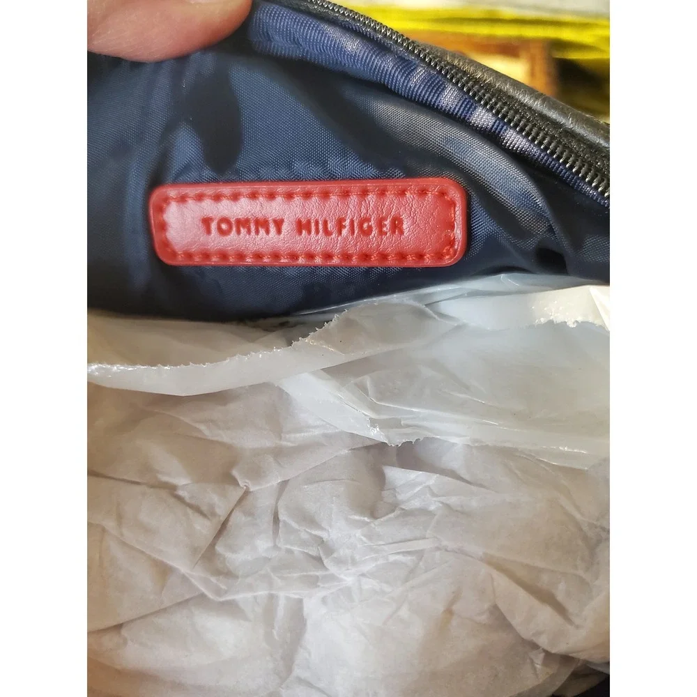 😎Tommy Hilfiger Signature Geometric Print Cosmetic Bag Toiletry Travel Case Set